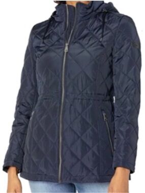 NWOT 🦋 Navy Blue quilted jacket w/ hood | Small